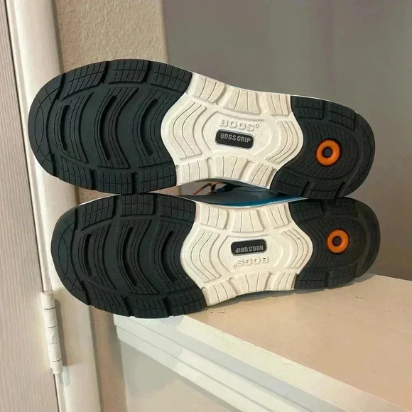 Bogs Sandstone Low CT Sneaker Womens 9.5 Gray Orange Lace Up Ankle Boots Shoes - Picture 8 of 10